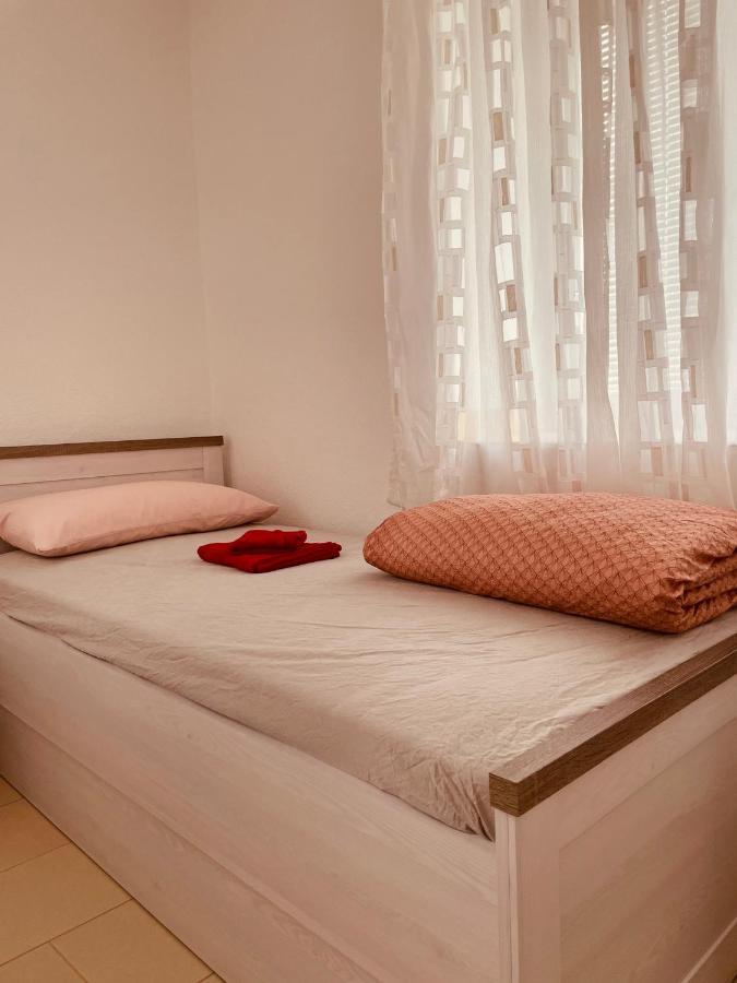 Blue Sky Apartment โคเปร์ ภายนอก รูปภาพ