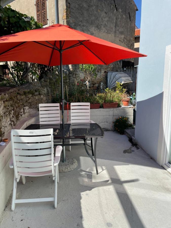Blue Sky Apartment โคเปร์ ภายนอก รูปภาพ