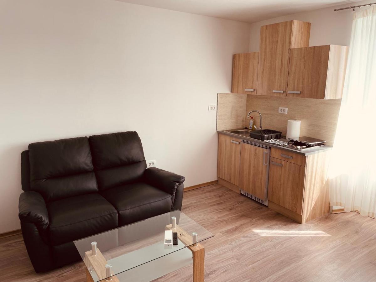 Blue Sky Apartment โคเปร์ ภายนอก รูปภาพ